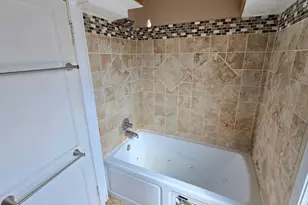 1641 Concord St S, South Saint Paul, MN 55075 - Photo 8