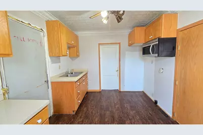 1641 Concord Street S, South Saint Paul, MN 55075 - Photo 10