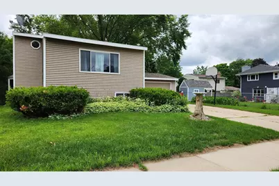 1404 City View Court NE, Rochester, MN 55906 - Photo 1