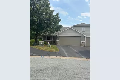 572 Williamsburg Place, New Richmond, WI 54017 - Photo 1