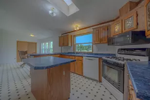 3030 60th St SW, Montevideo, MN 56265 - Photo 12