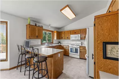 18635 Explorer Way, Farmington, MN 55024 - Photo 6