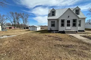 232 Drury Ave, Lowry, MN 56349 - Photo 2