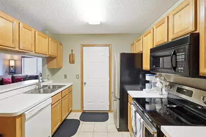 1805 Southcross Drive W #2706, Burnsville, MN 55306 - Photo 4