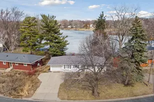 8420 Meadow Lake Road E, New Hope, MN 55428 - Photo 2