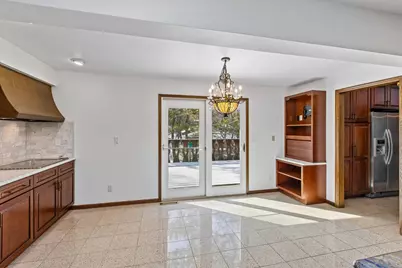 205 Hillcrest Court, Burnsville, MN 55337 - Photo 14