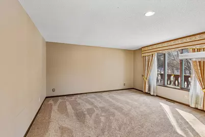 205 Hillcrest Court, Burnsville, MN 55337 - Photo 18