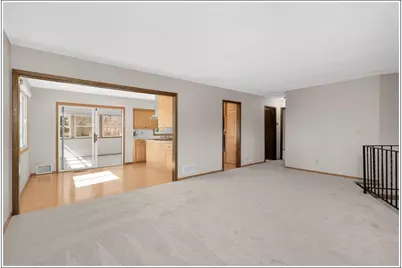 8501 Zanzibar Lane N, Maple Grove, MN 55311 - Photo 8