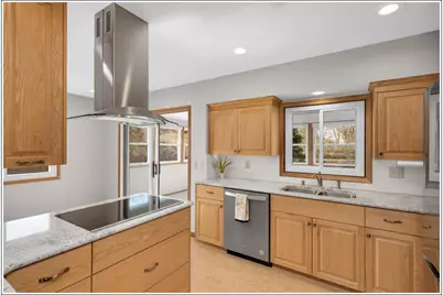 8501 Zanzibar Lane N, Maple Grove, MN 55311 - Photo 12