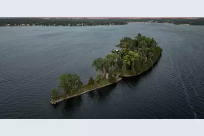 1000 Gale Island, Shorewood, MN 55331 - Photo 2
