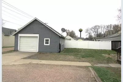 215 7th Street, Dawson, MN 56232 - Photo 2