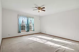 442 Meadowood Ln, Burnsville, MN 55337 - Photo 14
