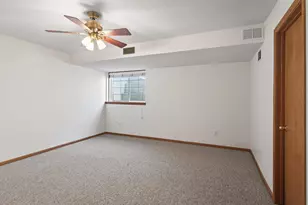 442 Meadowood Ln, Burnsville, MN 55337 - Photo 24