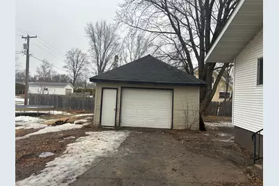 320 S McCornell Avenue, Parkers Prairie, MN 56361 - Photo 6