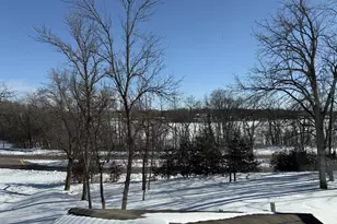 2526 Waterfall Way NW, Prior Lake, MN 55372 - Photo 12