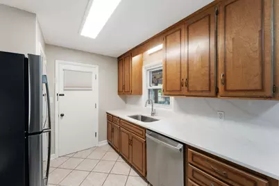 9523 10th Avenue S, Bloomington, MN 55420 - Photo 8