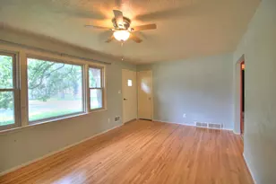 1838 Forest St, Hastings, MN 55033 - Photo 4