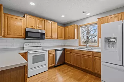 10431 64th Way NE, Albertville, MN 55301 - Photo 4