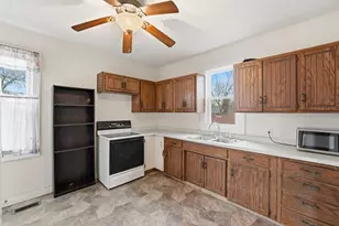 601 11th Ave N, Saint Cloud, MN 56303 - Photo 8