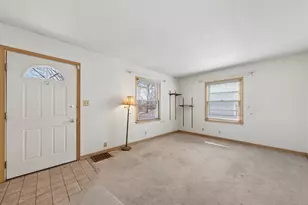 5712 39th Ave S, Minneapolis, MN 55417 - Photo 2