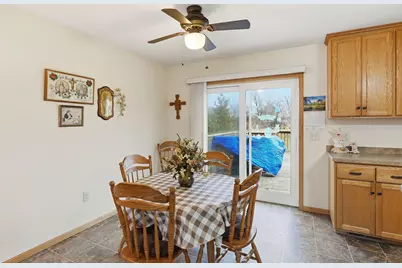 210 Carroll Court, Paynesville, MN 56362 - Photo 8