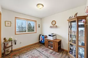 210 Carroll Ct, Paynesville, MN 56362 - Photo 12