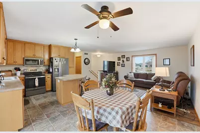 210 Carroll Court, Paynesville, MN 56362 - Photo 6