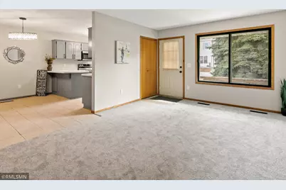 7578 13th Street N, Oakdale, MN 55128 - Photo 4