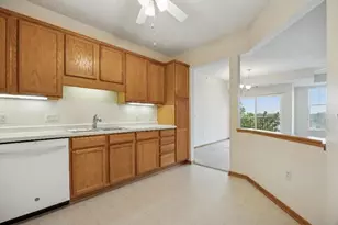 1900 Rush Lake Trl, New Brighton, MN 55112 - Photo 8