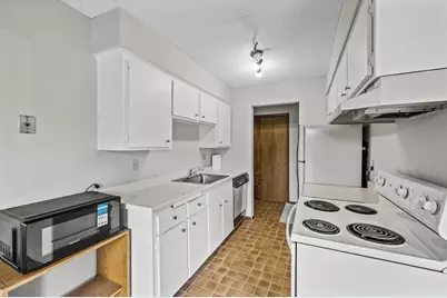 814 9th Avenue S #5, Hopkins, MN 55343 - Photo 10