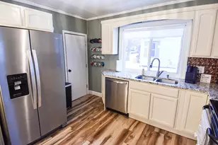 720 Arnold Ave N, Thief River Falls, MN 56701 - Photo 16