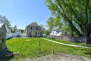 720 Arnold Ave N, Thief River Falls, MN 56701 - Photo 44