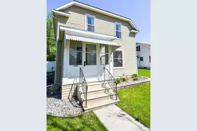 720 Arnold Avenue N, Thief River Falls, MN 56701 - Photo 2