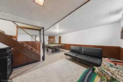 8238 Oakland Avenue S, Bloomington, MN 55420 - Photo 18