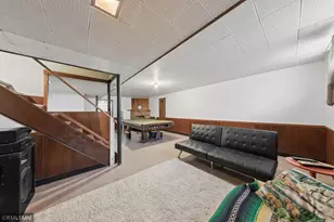 8238 Oakland Ave S, Bloomington, MN 55420 - Photo 18