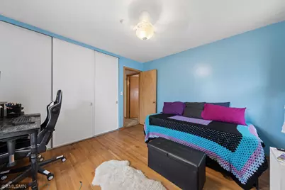 8238 Oakland Avenue S, Bloomington, MN 55420 - Photo 10