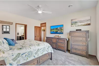 4725 Fable Road N, Hugo, MN 55038 - Photo 36