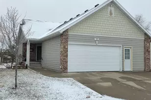 370 Pike Ct, Winsted, MN 55395 - Photo 1
