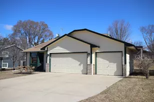 17398 Fontana Path, Farmington, MN 55024 - Photo 2