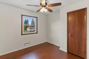 5271 Buchanan St NE, Fridley, MN 55421 - Photo 28
