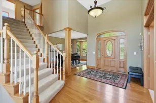 257 Troon Ct, Hudson, WI 54016 - Photo 4