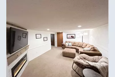 1166 Maplewood Drive, Worthington, MN 56187 - Photo 30