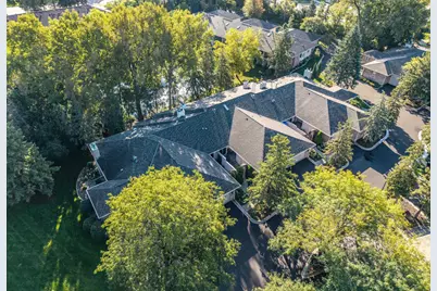 7709 Pondwood Drive, Edina, MN 55439 - Photo 26