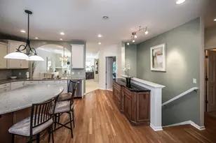 7709 Pondwood Dr, Edina, MN 55439 - Photo 4