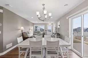 8067 Abercrombie Ln, Woodbury, MN 55129 - Photo 12