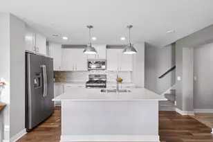 8067 Abercrombie Ln, Woodbury, MN 55129 - Photo 12