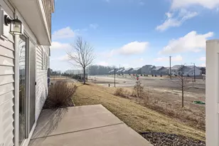 8067 Abercrombie Ln, Woodbury, MN 55129 - Photo 40