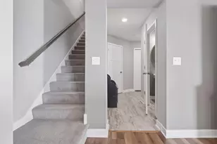 8067 Abercrombie Ln, Woodbury, MN 55129 - Photo 20