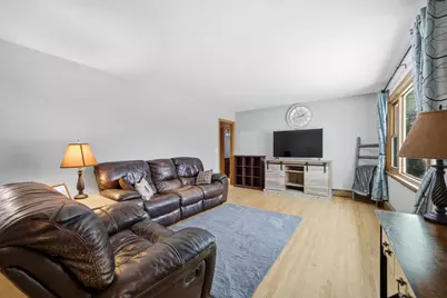 1813 13th Street S, Moorhead, MN 56560 - Photo 4