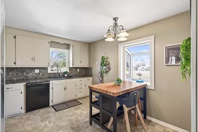 126 Hayden Lake Road E, Champlin, MN 55316 - Photo 4